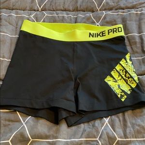 Nike Pro Shorts, Black, Size M
